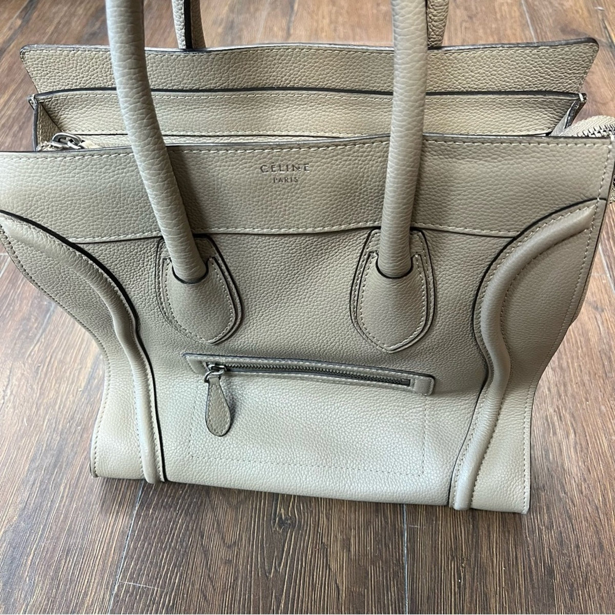 Celine Luggage Micro Pebble Leather Drummed Calfskin-Authentic‎