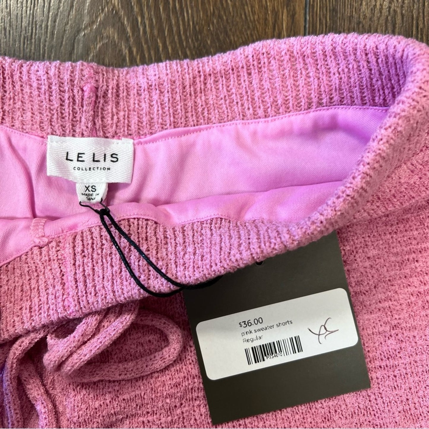 🆕 Le Lis pink sweater shorts SZ XS