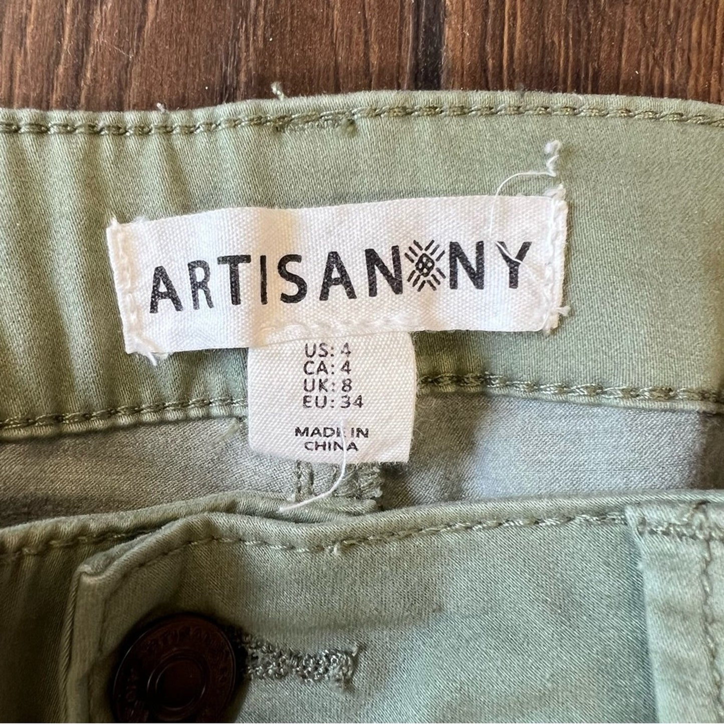 Artisan Olive skinny leg pants SZ 4