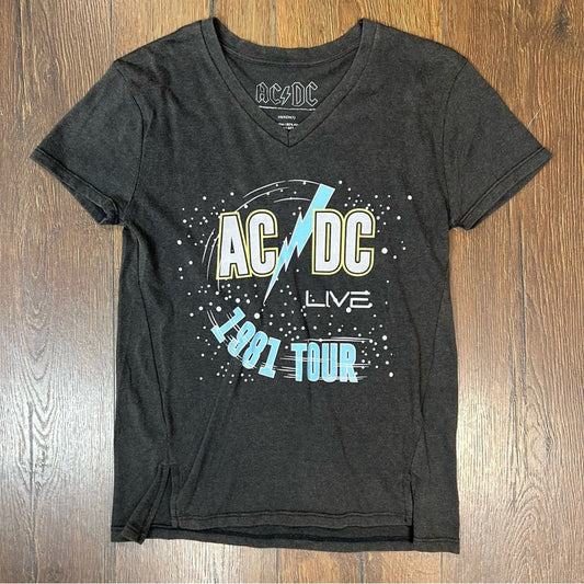 AC⚡️DC vintage style concert tee SZ XS