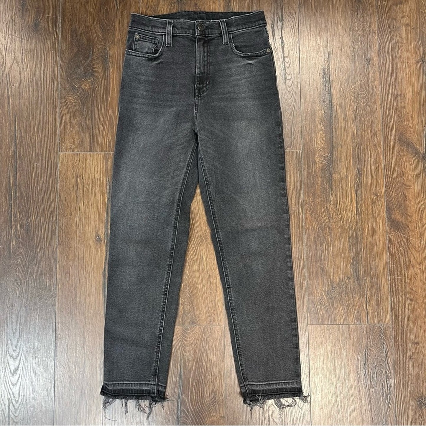 BDG by urban outfitters black girlfriend Jeans SZ 26/2