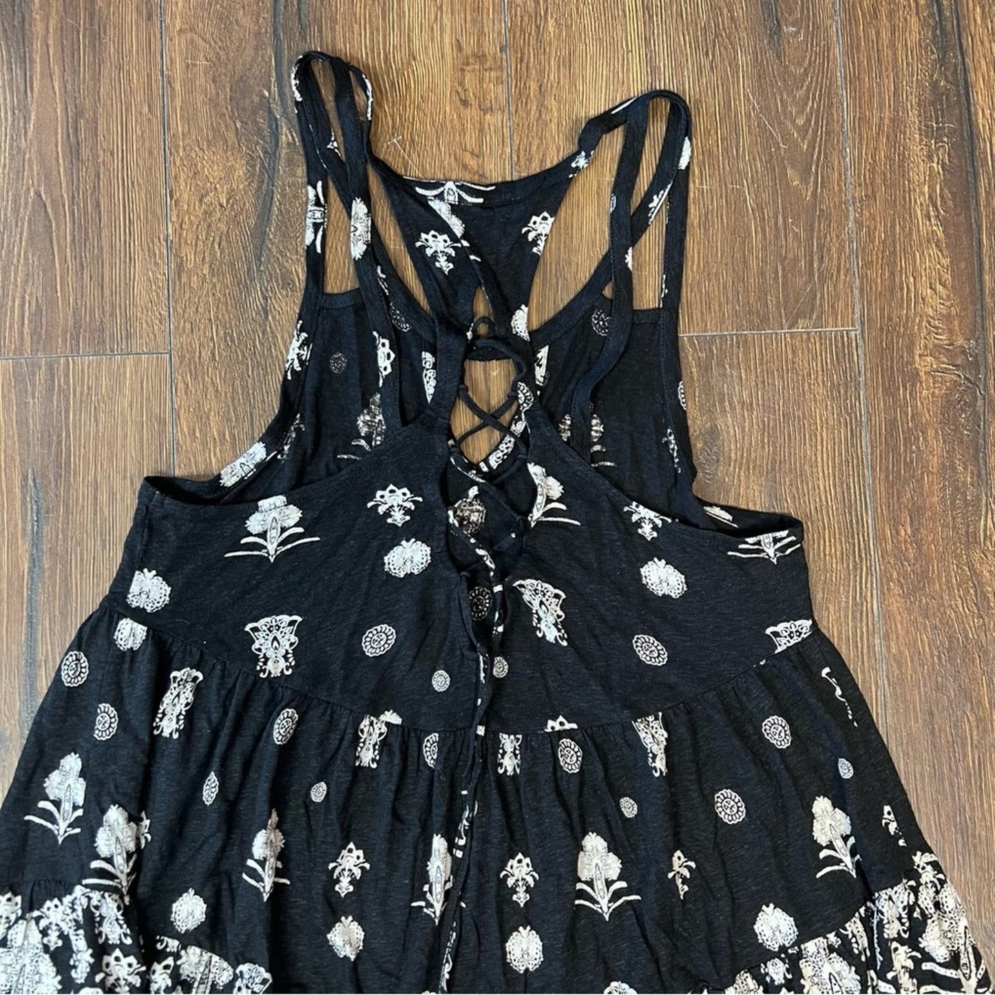 Free people black back lace up tank SZ XS