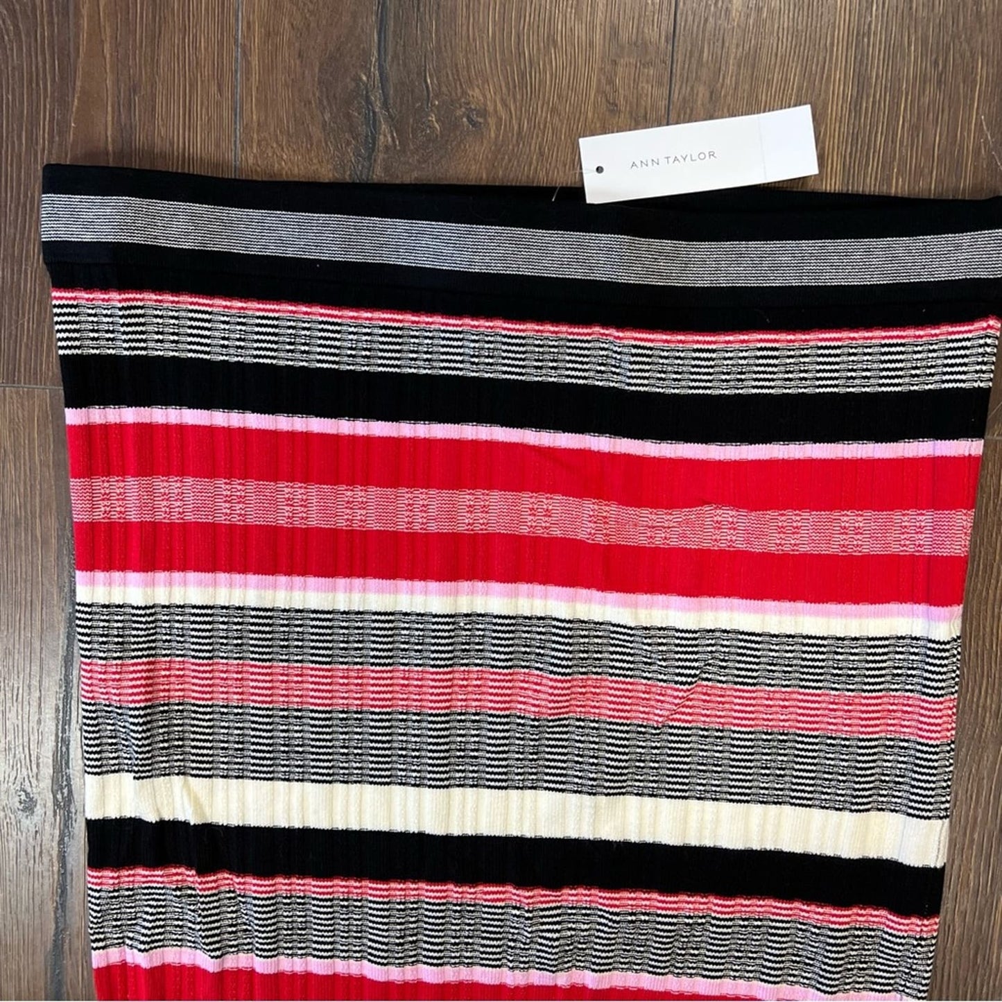 🆕 ANN TAYLOR STRIPED SWEATER PENCIL SKIRT IN BRIGHT SCARLET SZ LG