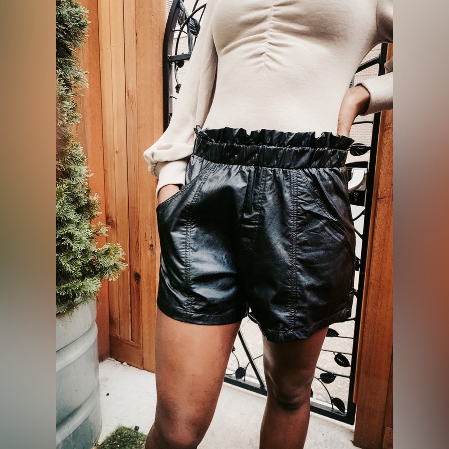 Cozy Co. by cozy casual date night downtown shorts SZ XL