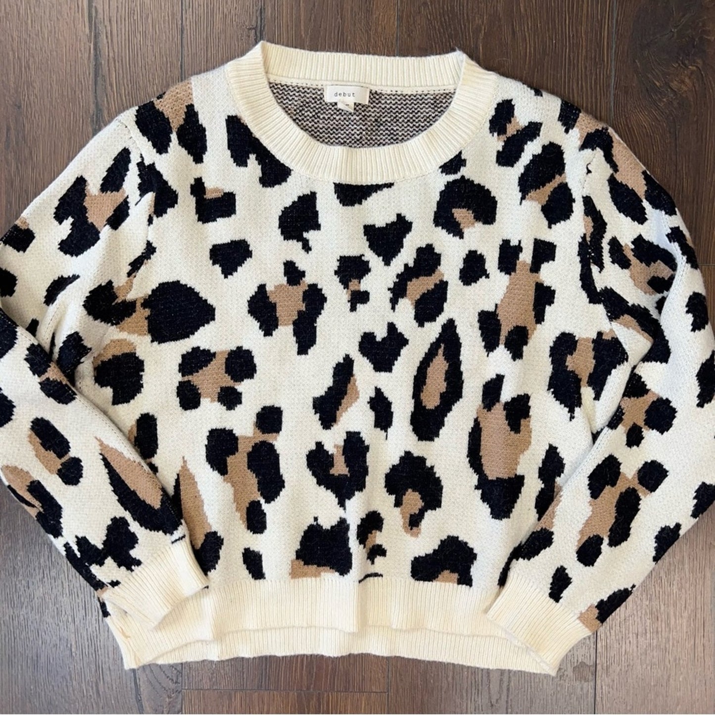 Debut leopard print sweater SZ S/M