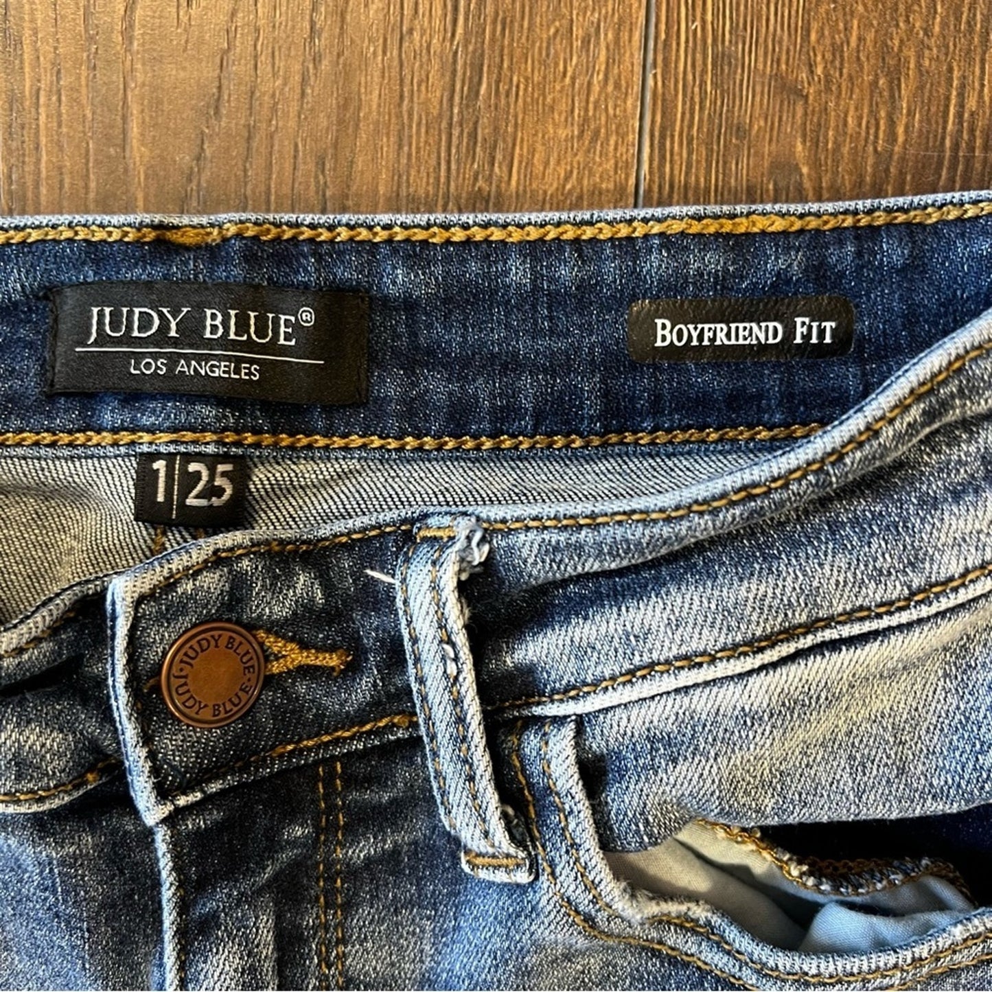 Judy Blue Betty High-Rise Boyfriend Fit Jeans SZ‎ 1/25