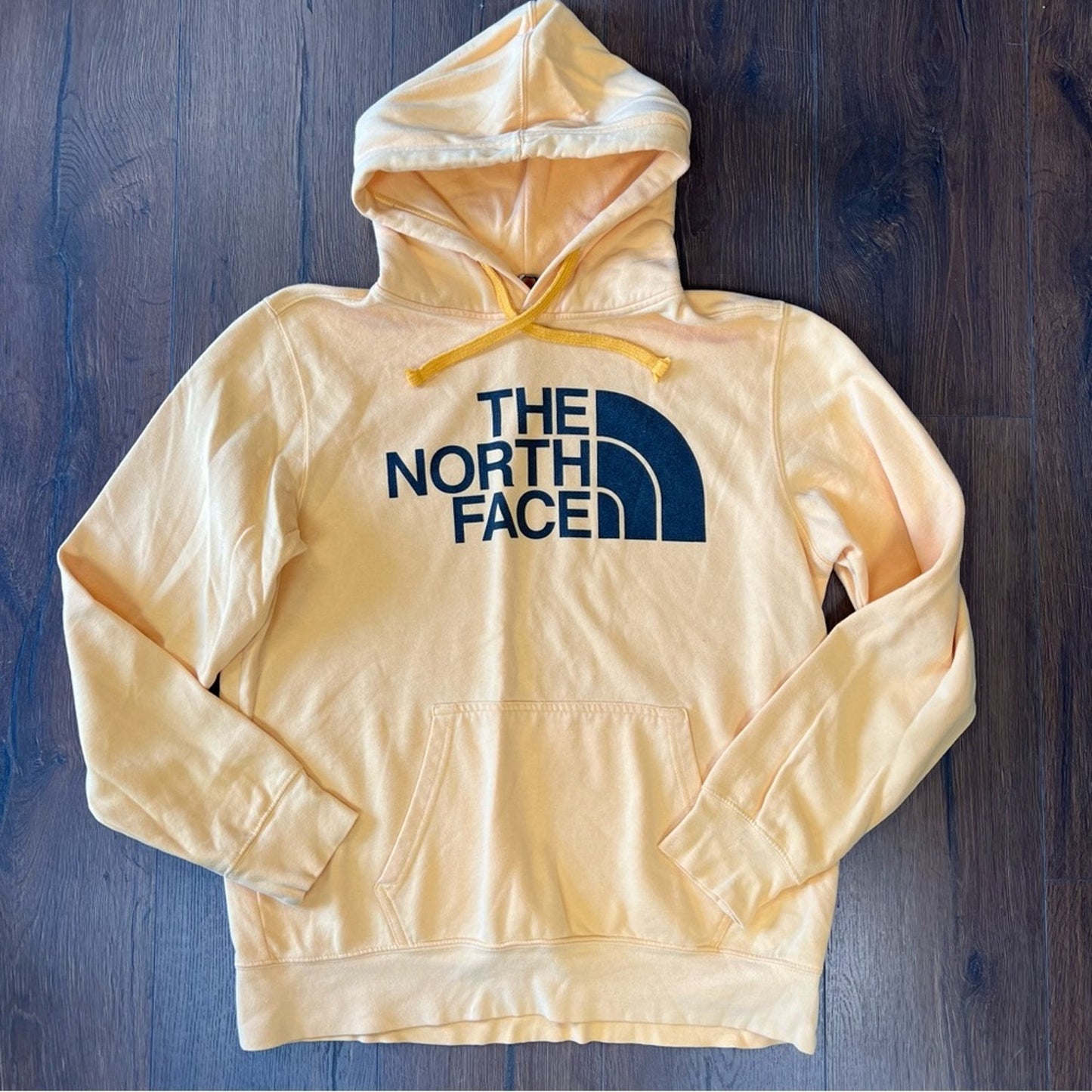 Men’s North Face pullover hoodie SZ MED