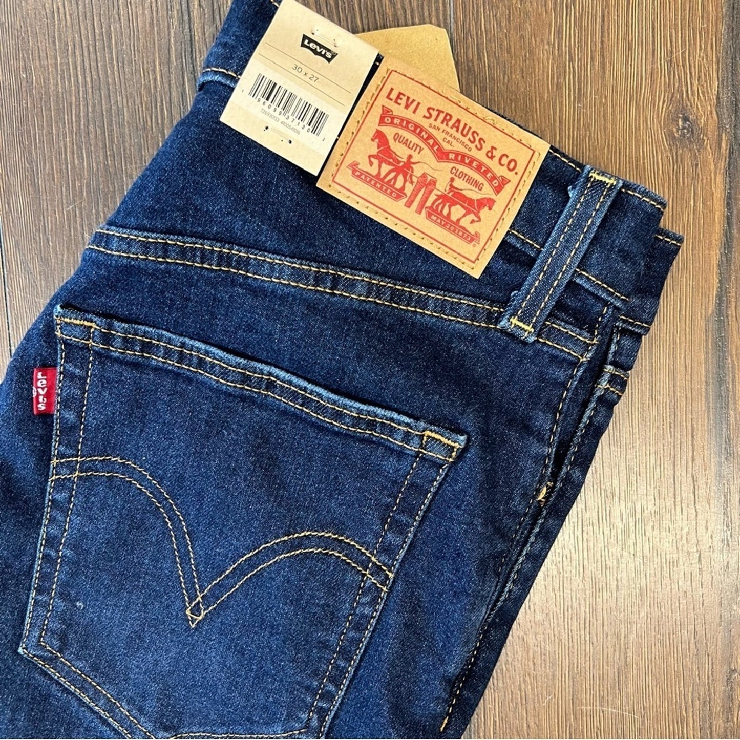 🆕 Levi’s Ribcage Straight Ankle Jeans Dark Wash SZ‎ 30/10
