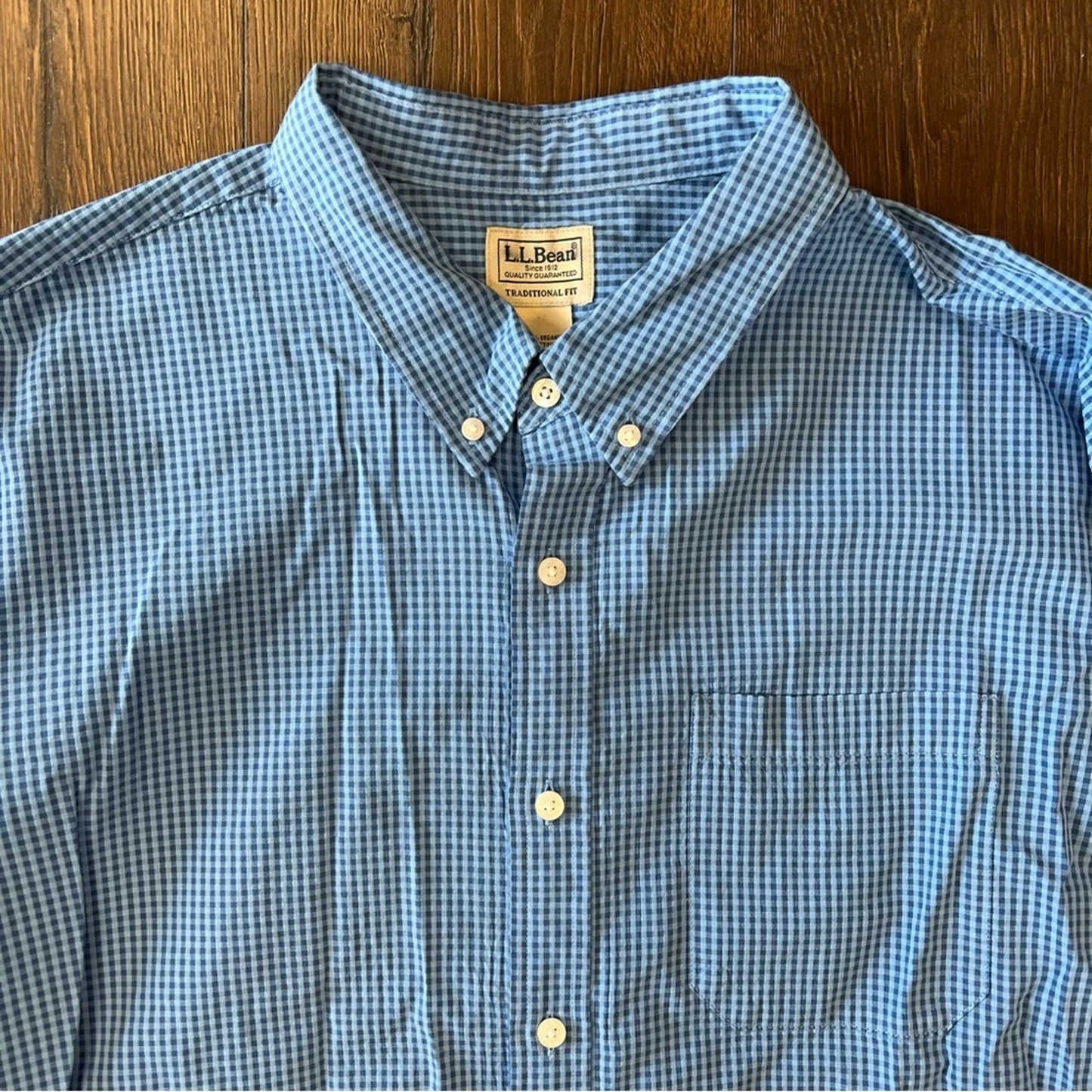 Men’s LL Bean blue checkered traditional fit button down SZ XL