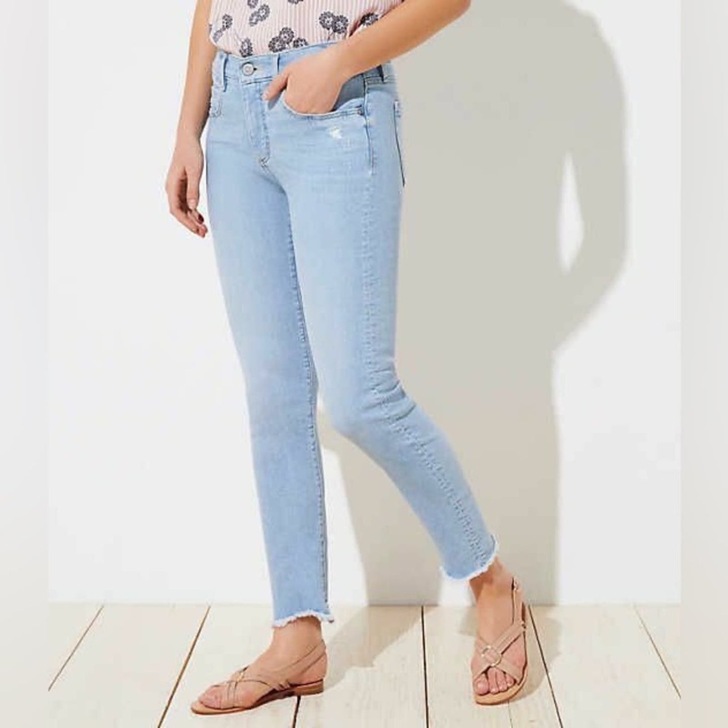 Loft light wash raw hem boyfriend Jean SZ 30/10