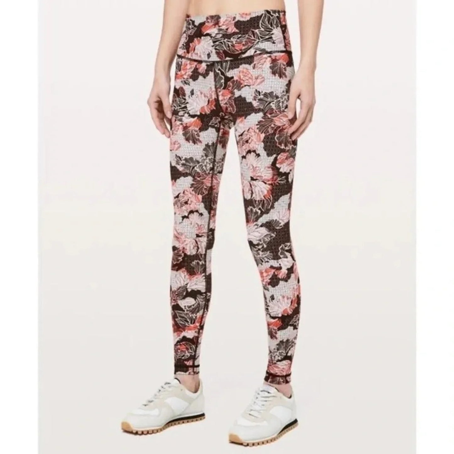 Lululemon Wunder Under Luxe‎ Lunar Spring Floral SZ 8