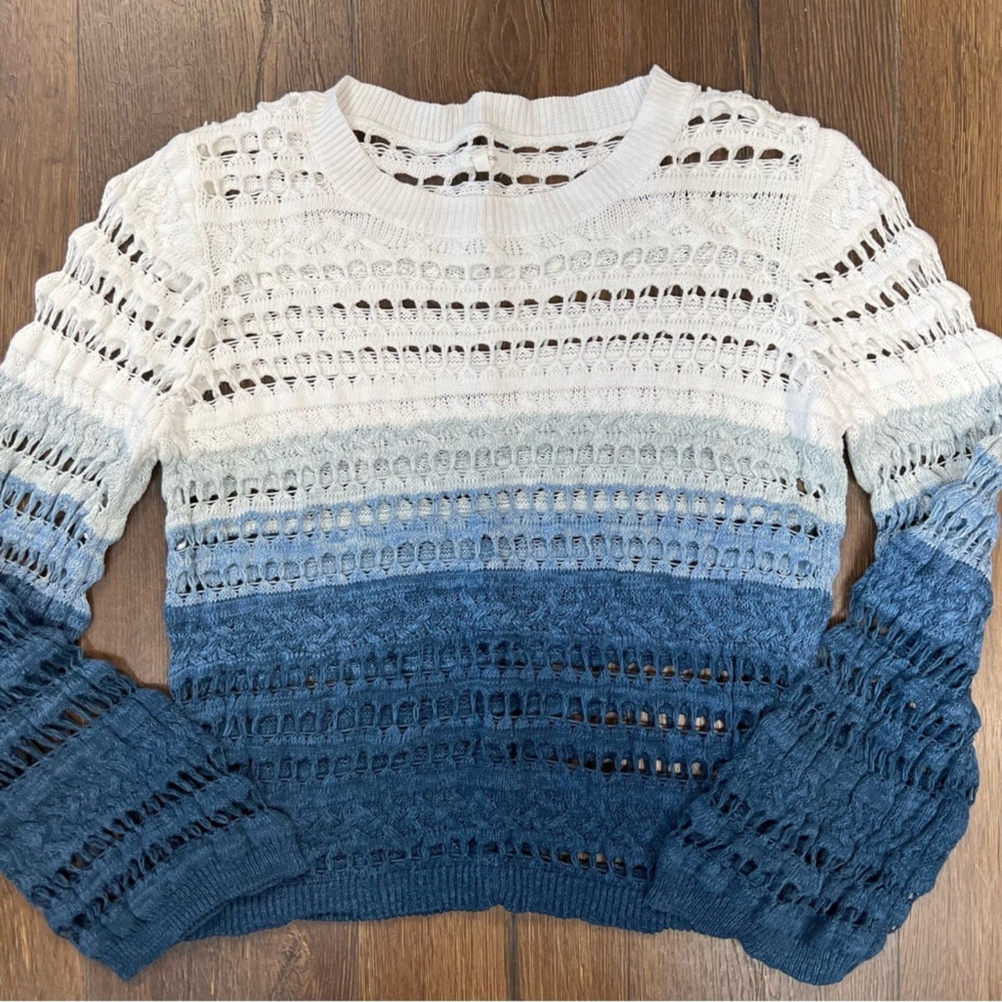 Maurice’s blue ombre sweater SZ XL