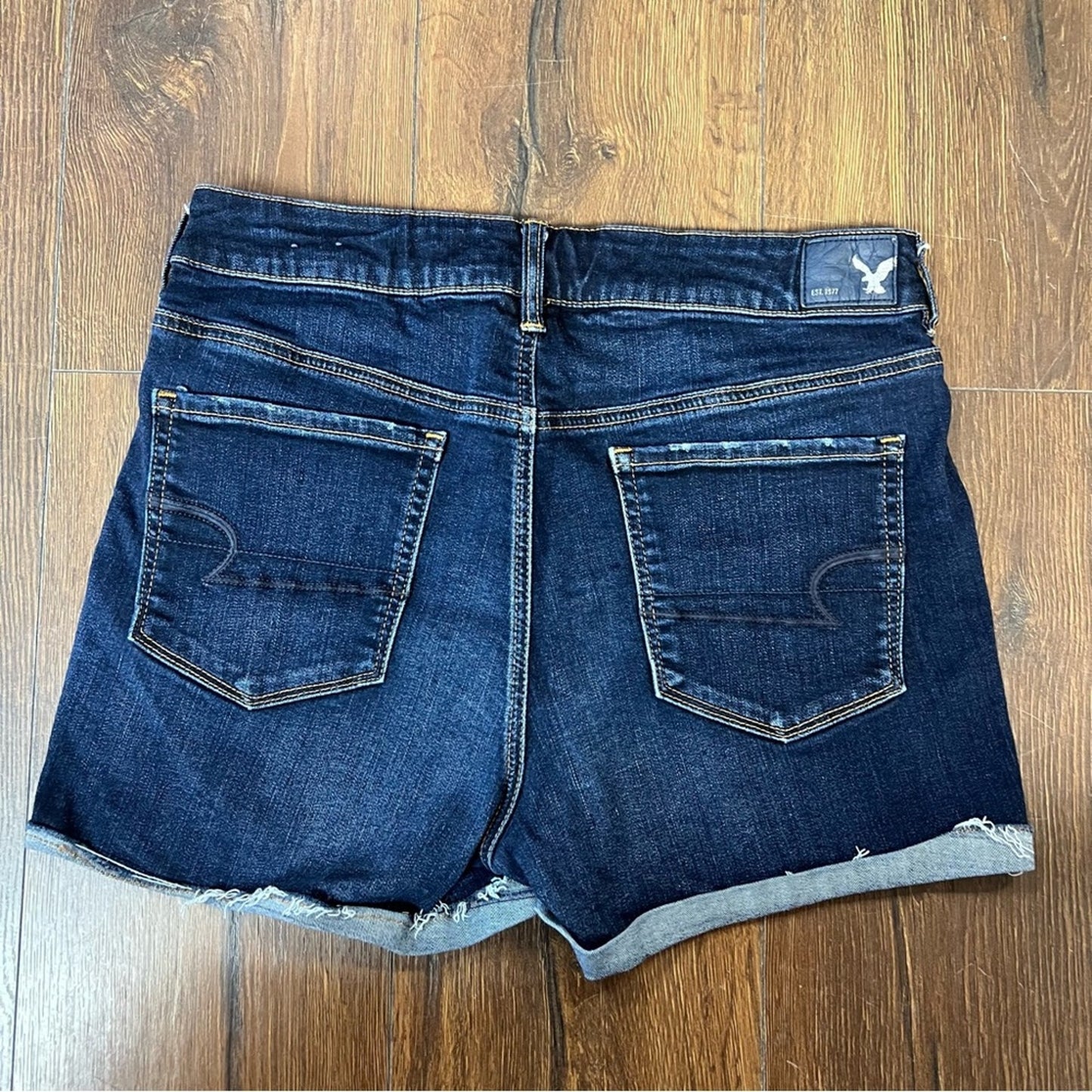 American Eagle high rise shortie shorts SZ 12