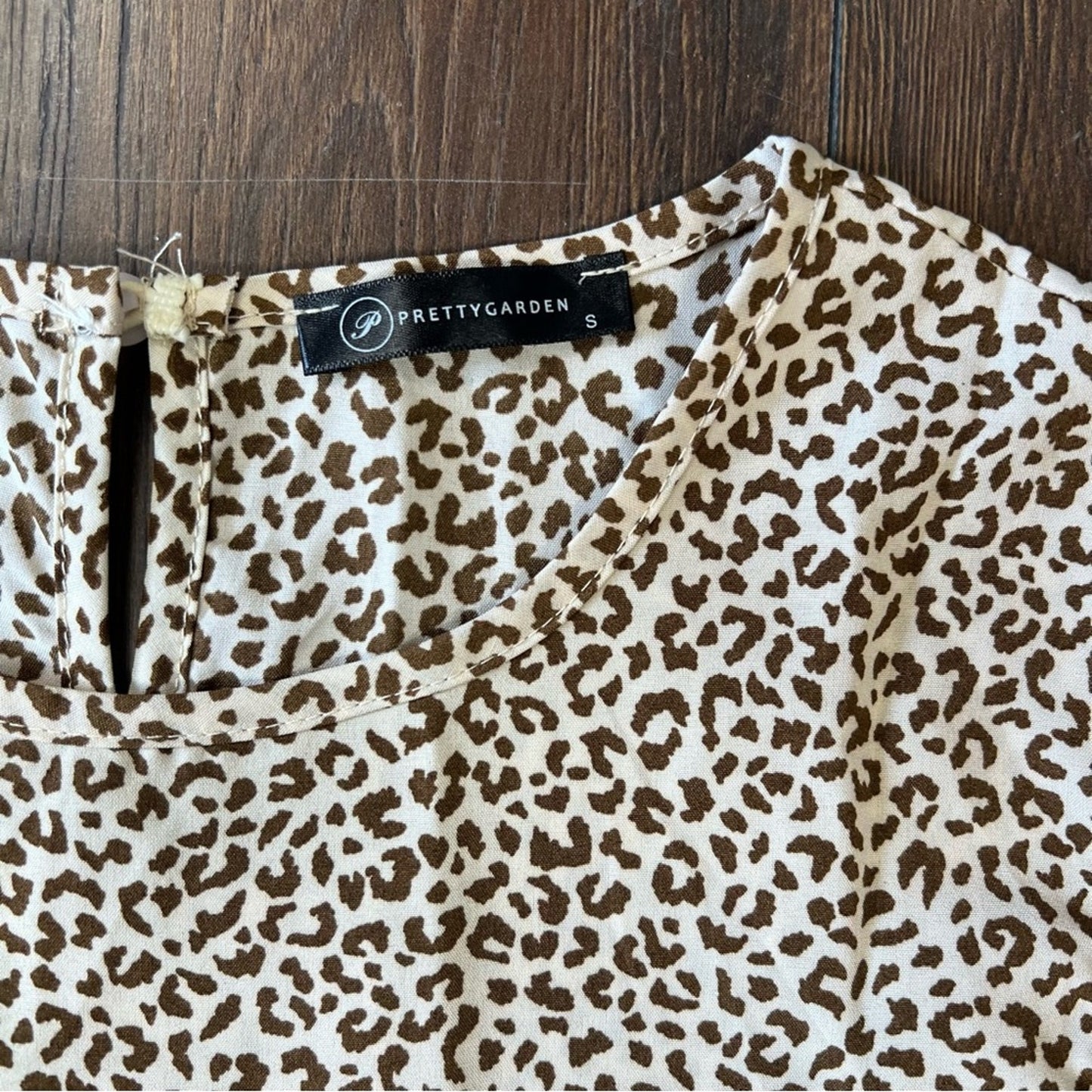 Pretty garden animal print dress SZ SM