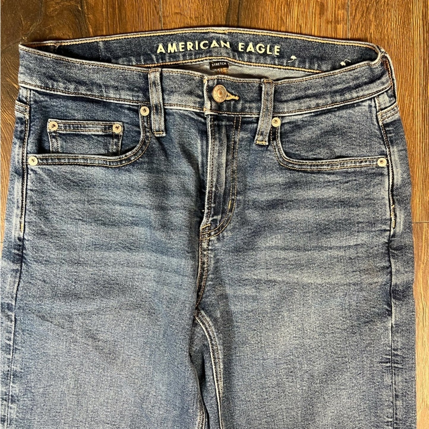 American Eagle 90’s Straight Leg Jean SZ 2 Short