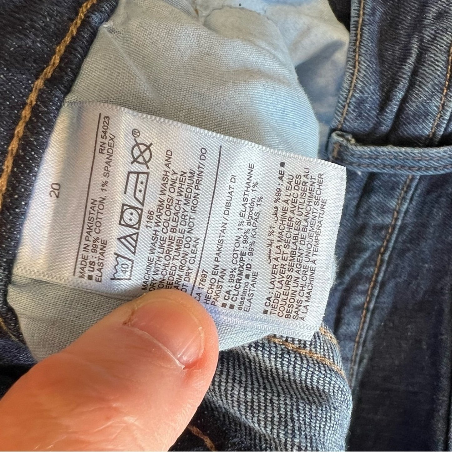 Old Navy extra high-rise sky high straight jeans SZ 20