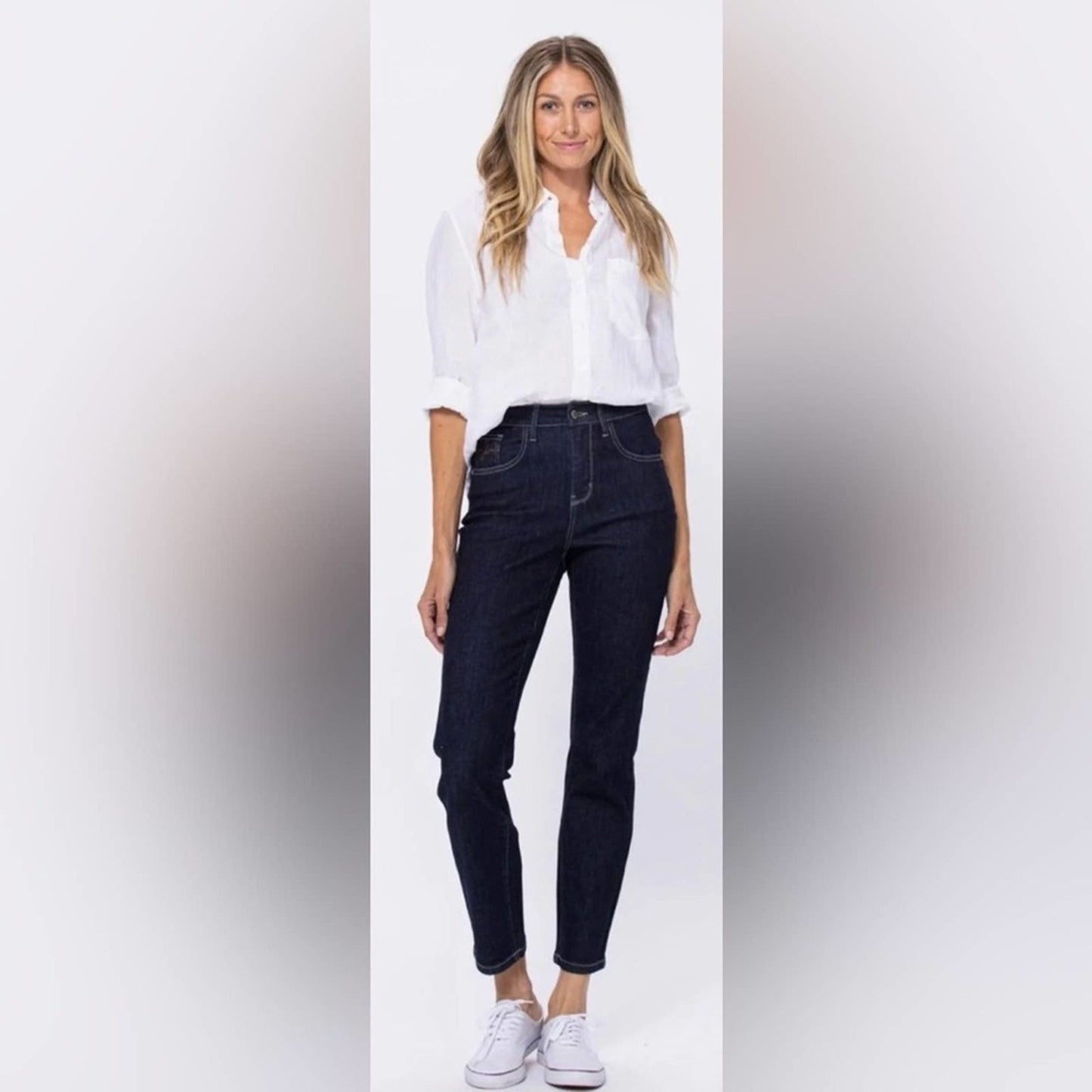 Judy Blue Indigo Blue High Rise Mom Fit SZ 1/25