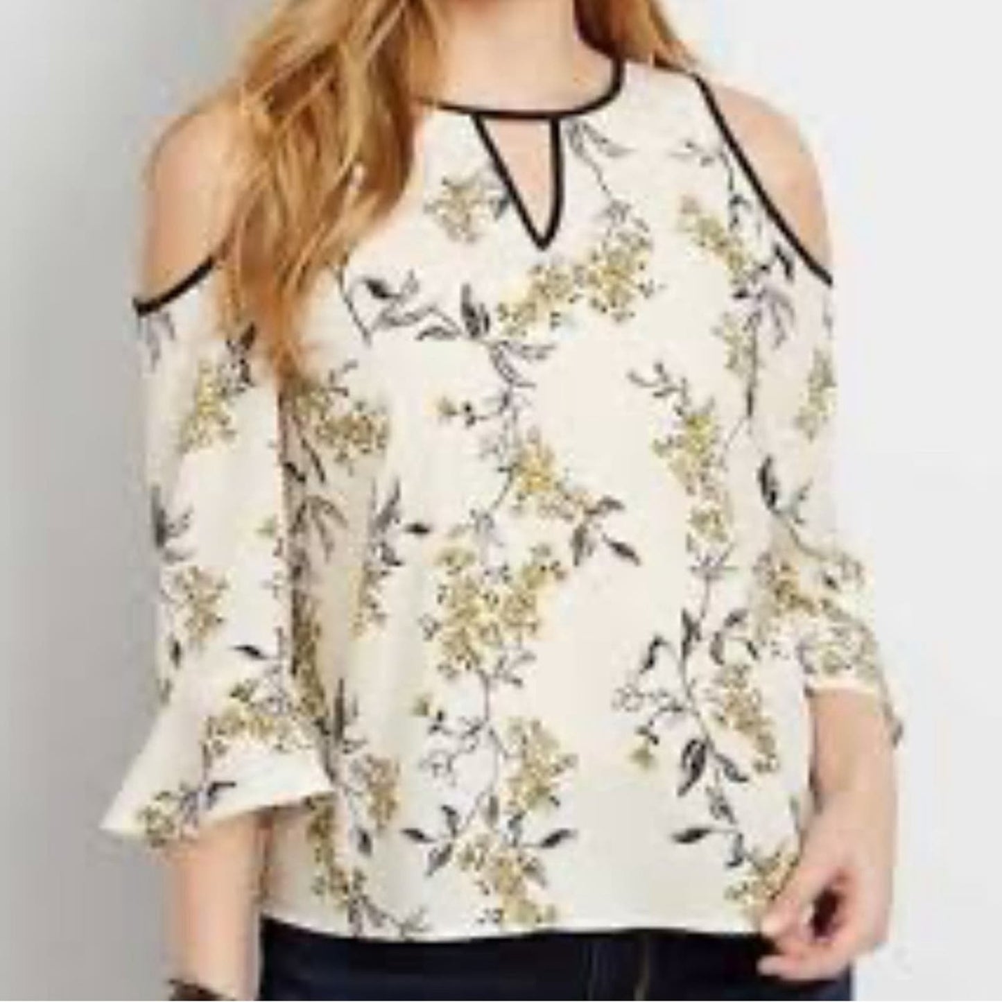 Maurice’s floral cold shoulder blouse SZ XXL