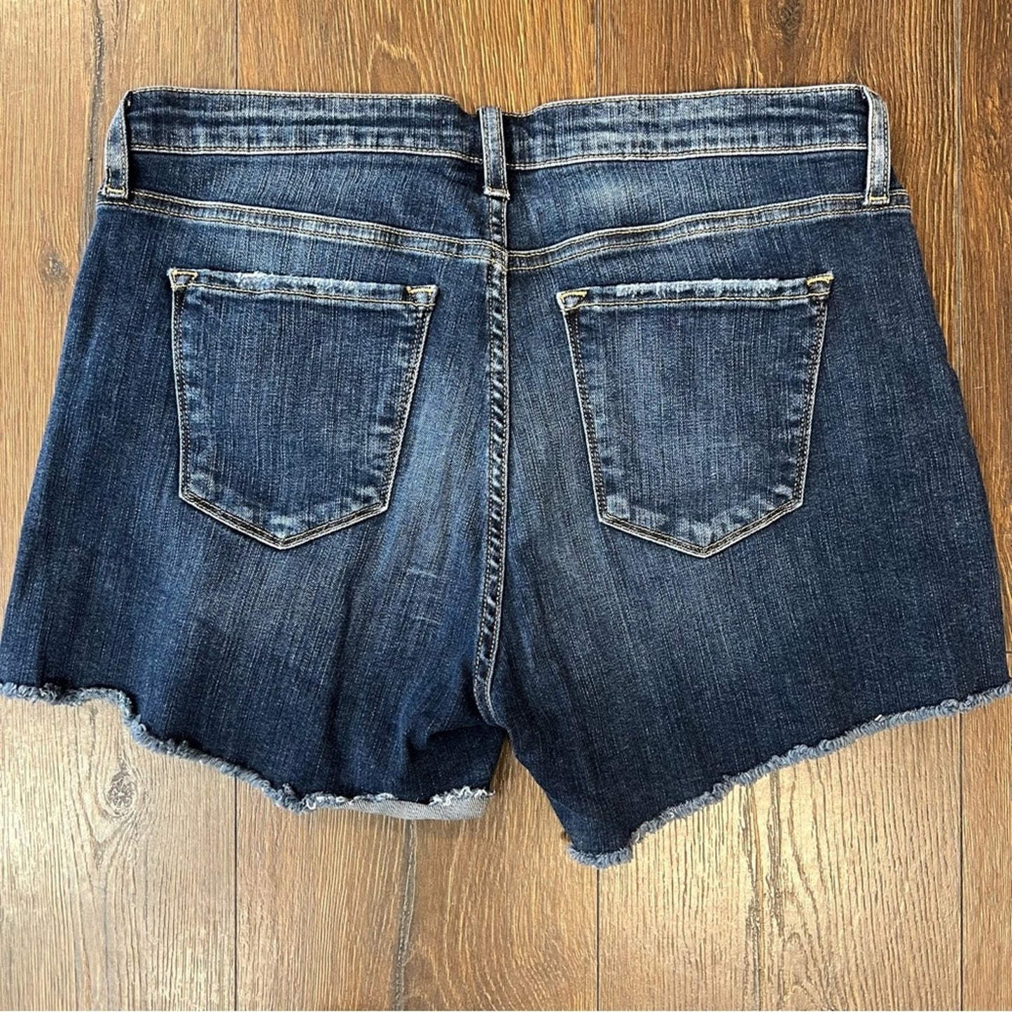 Flying Monkey dark wash denim shorts SZ 31/10