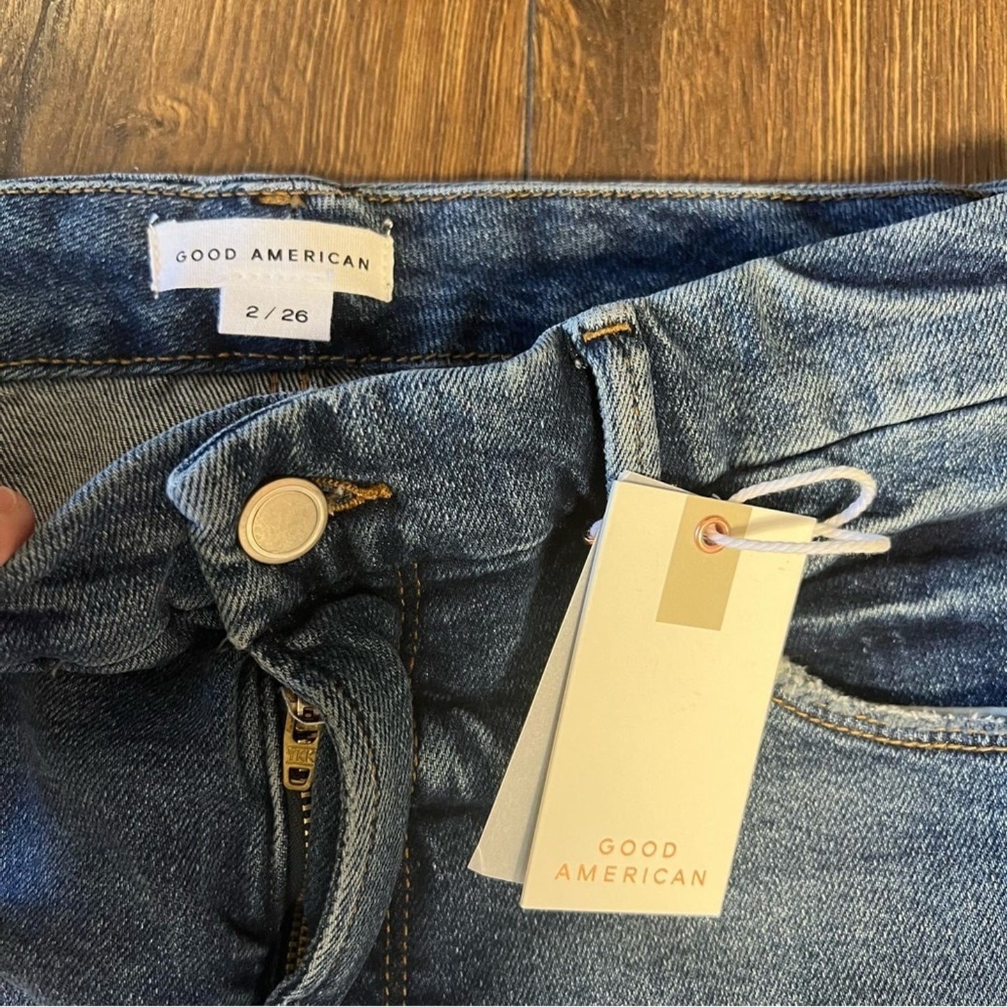 🆕 Good American‎ High-Rise Cropped Straight Jeans SZ 2/26