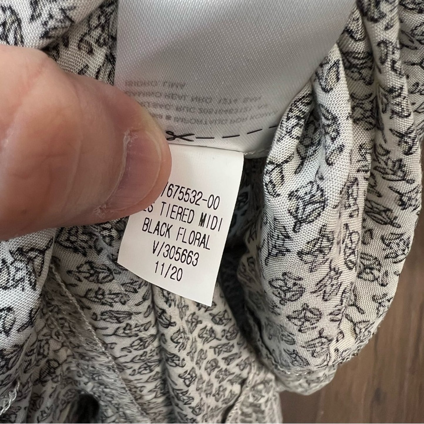 Old Navy tiered midi dress SZ SM