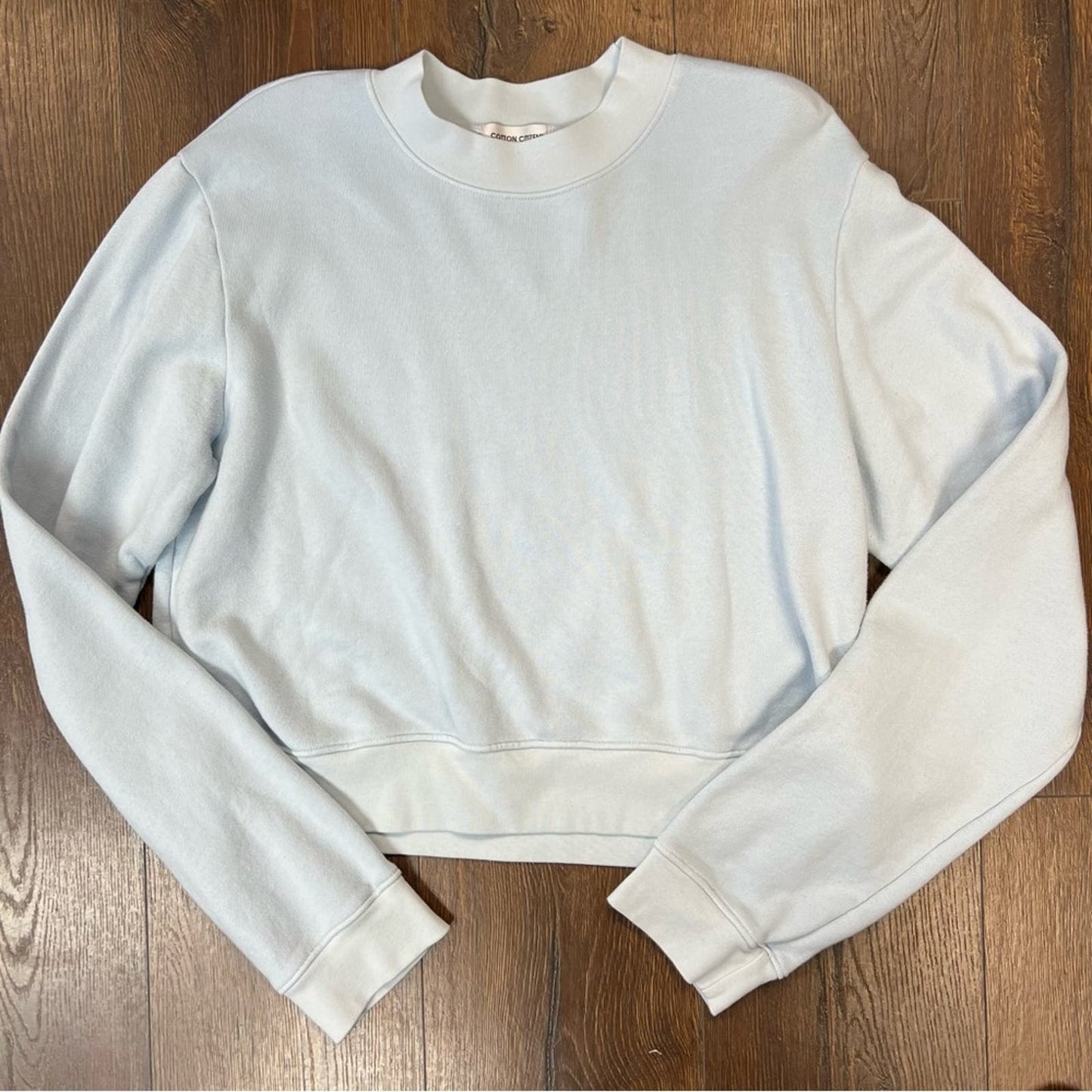 Cotton citizen soul cycle pale blue crew neck cropped sweatshirt SZ LG