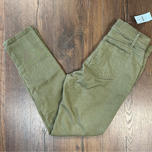 🆕 LOFT Olive midrise skinny pants SZ 24/00