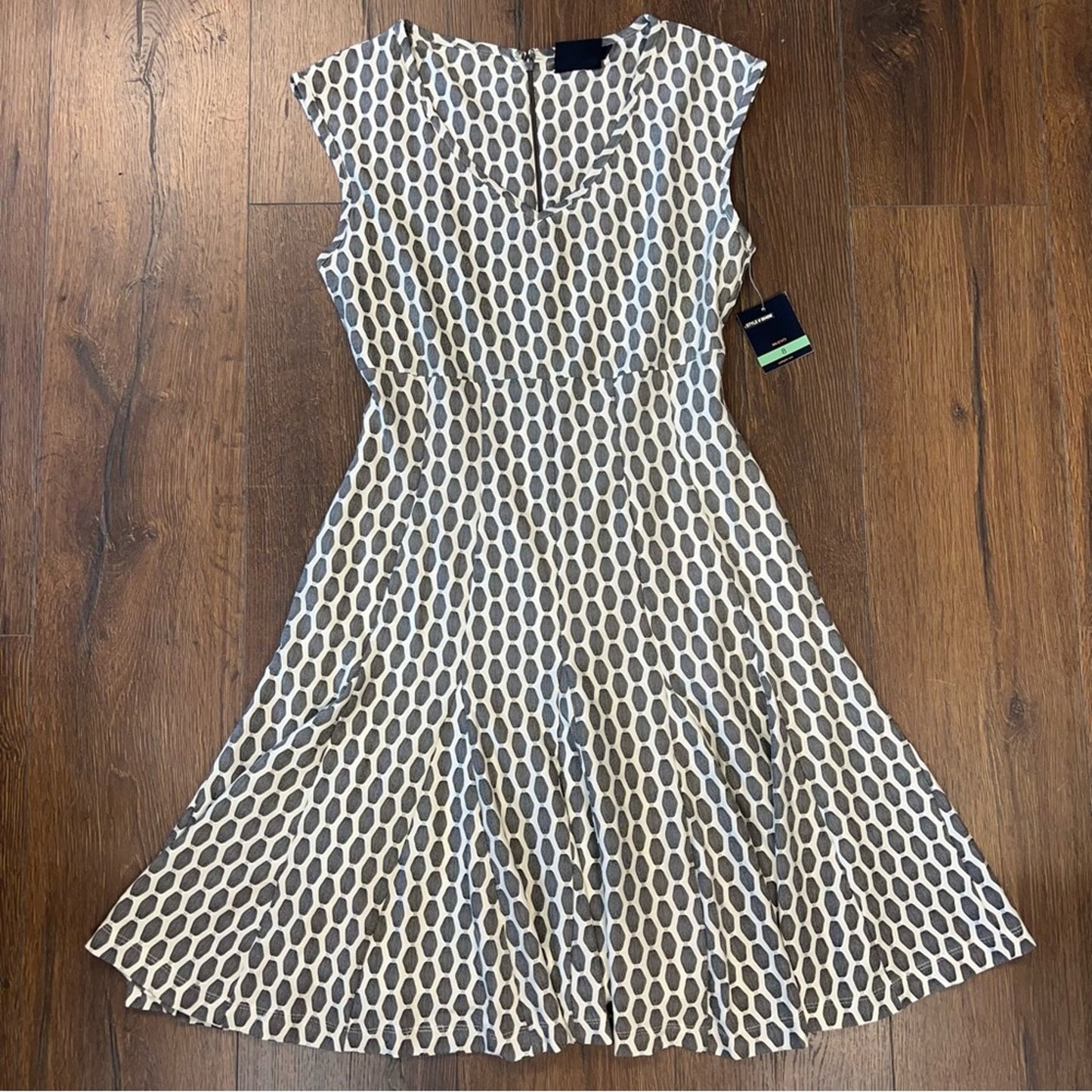 NEW Just Taylor Knit A-Line Dress SZ 8