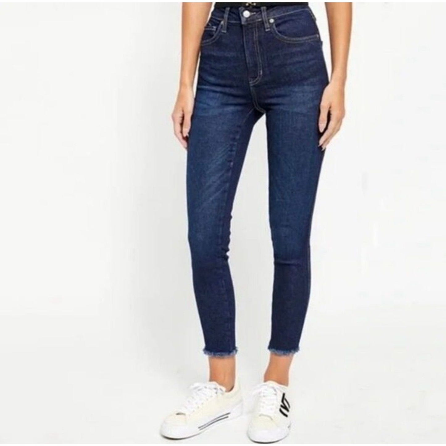 NWT WE THE FREE High Waisted Raw Hem Jeans SZ 27/4