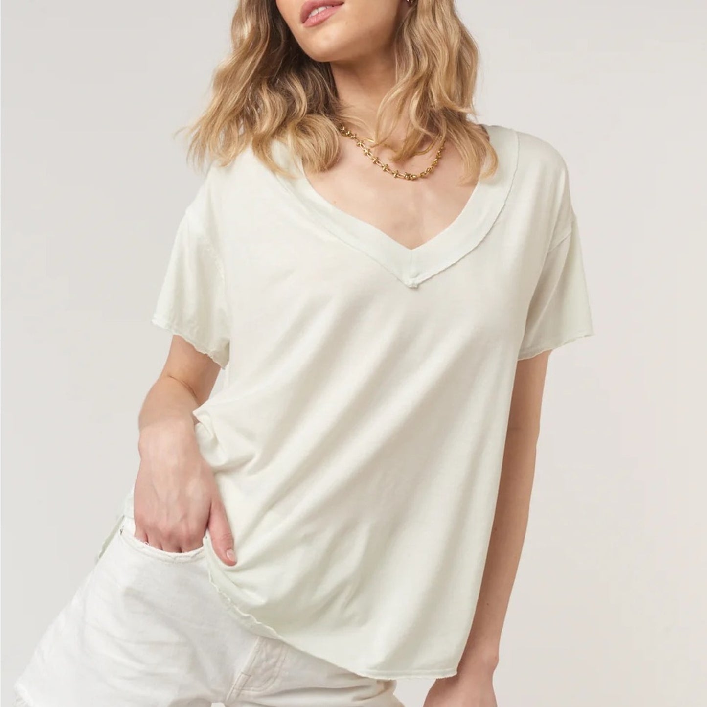 New Project Social‎ T Baltimore V neck Cream SZ XS