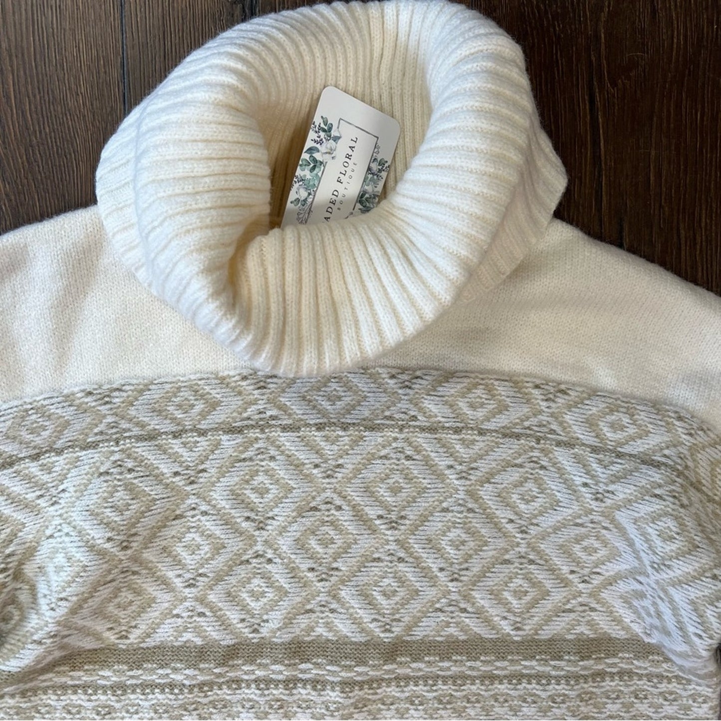 NEW Hem & Thread Turtle Neck Sweater SZ SM