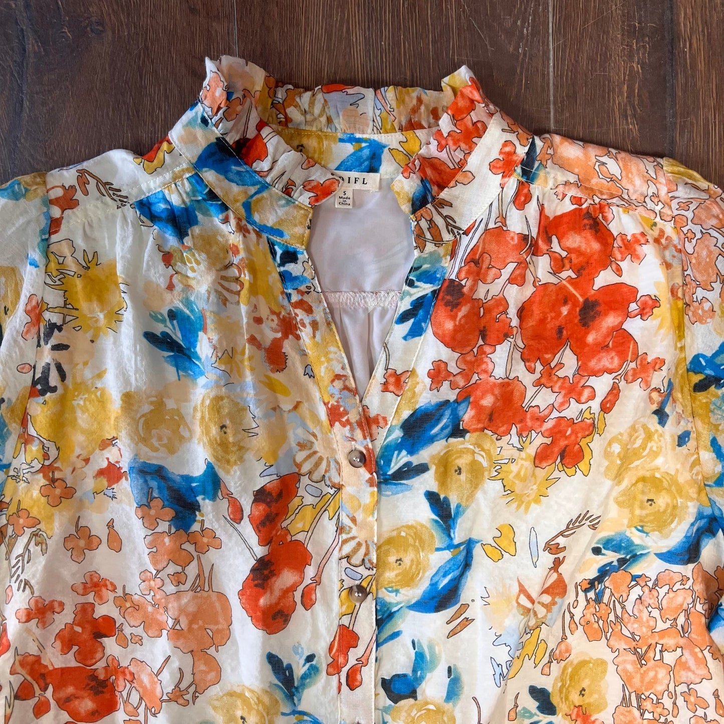 NWOT JODIFL EAST FLORAL PUFF SLEEVE TOP SZ SM