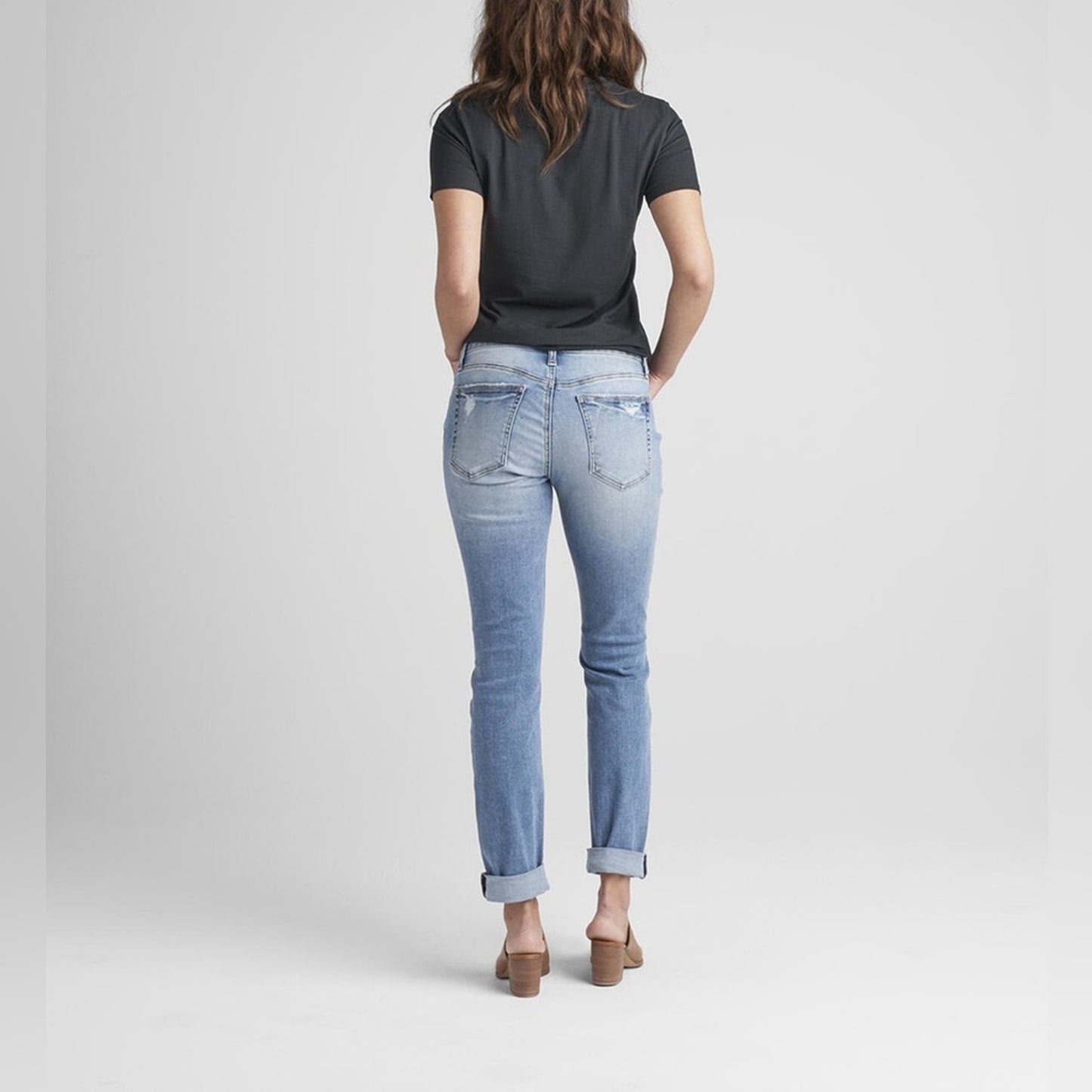 🆕 Silver Jean Boyfriend Mid Rise Slim Leg Jeans SZ 26/2