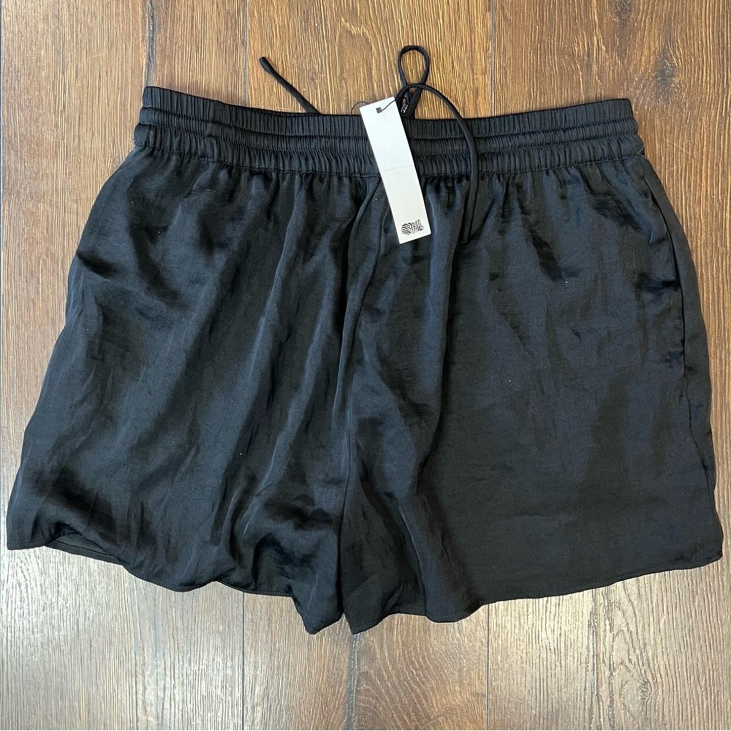🆕 Naked Zebra Elastic Waist Satin Shorts SZ LG