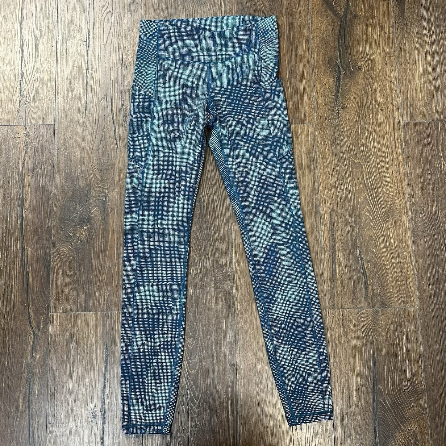 Lululemon Speed Up Tight 28"Illusion Tidal Teal Bermuda Teal SZ 4