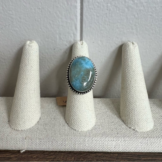 Sterling ring with large stone SZ 7