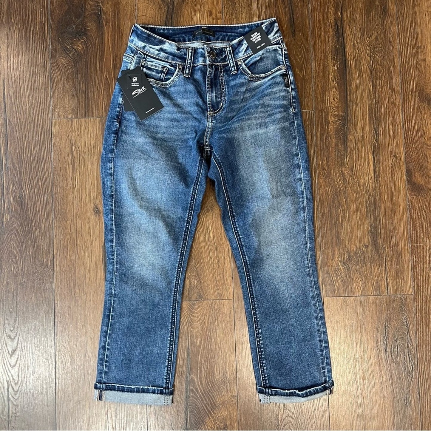 🆕 Silver Jean Elyse Mid Rise Capri SZ 24/00
