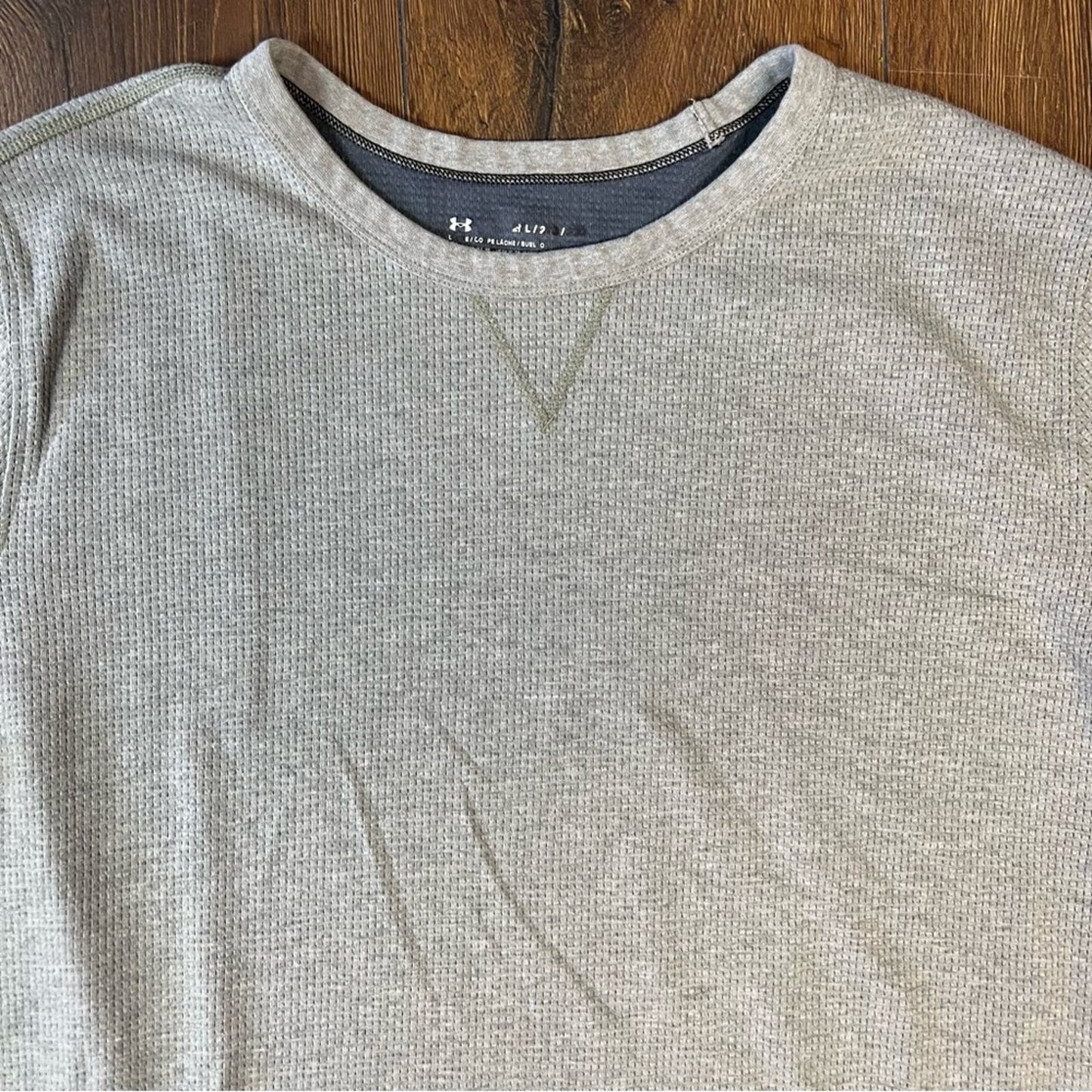 Men’s Under Armour thermal tee SZ XXL