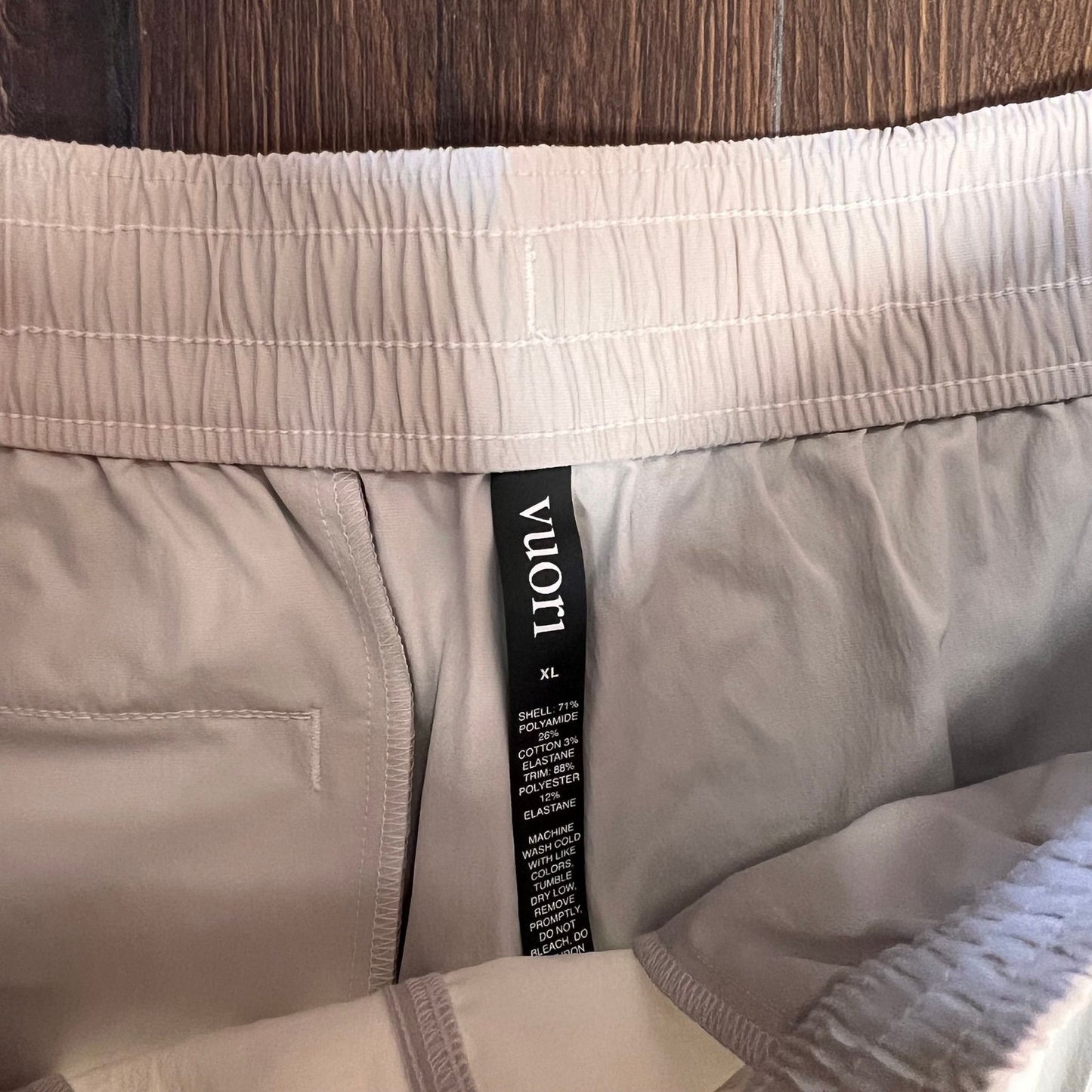 NWT VUORI Women's Birch Short Silver Cloud SZ XL