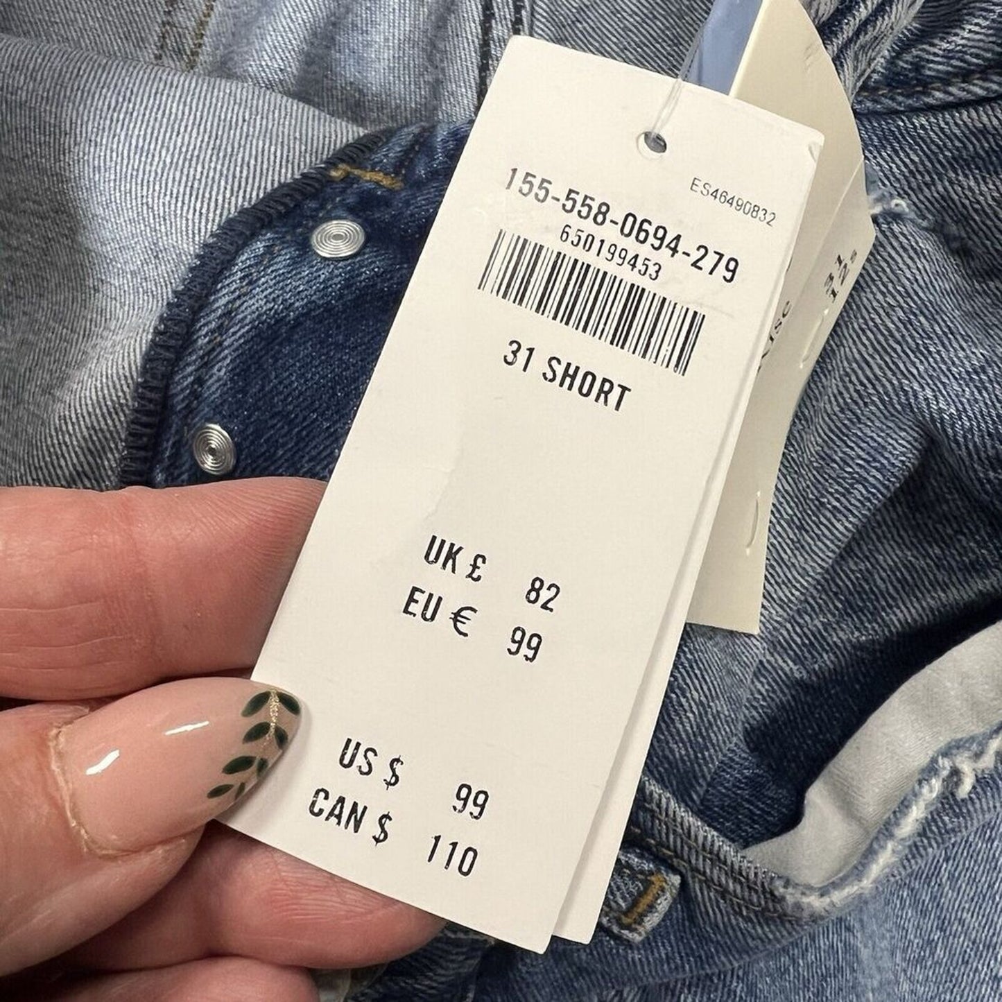 Abercrombie & Fitch High Rise Dad Jean Size 12S‎