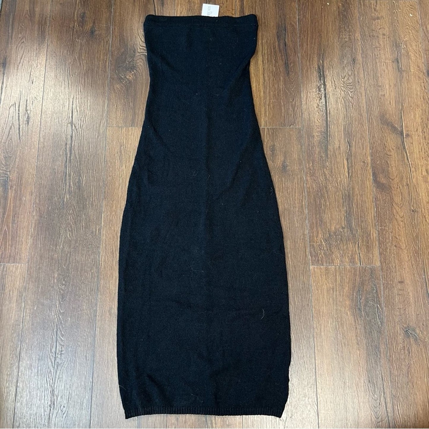 🆕 Blue Blush black sweater tube maxi dress SZ MED