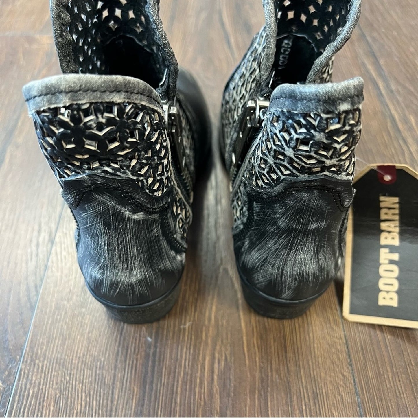 🆕 boot barn Circle G laser cut out ankle western boots SZ 6.5