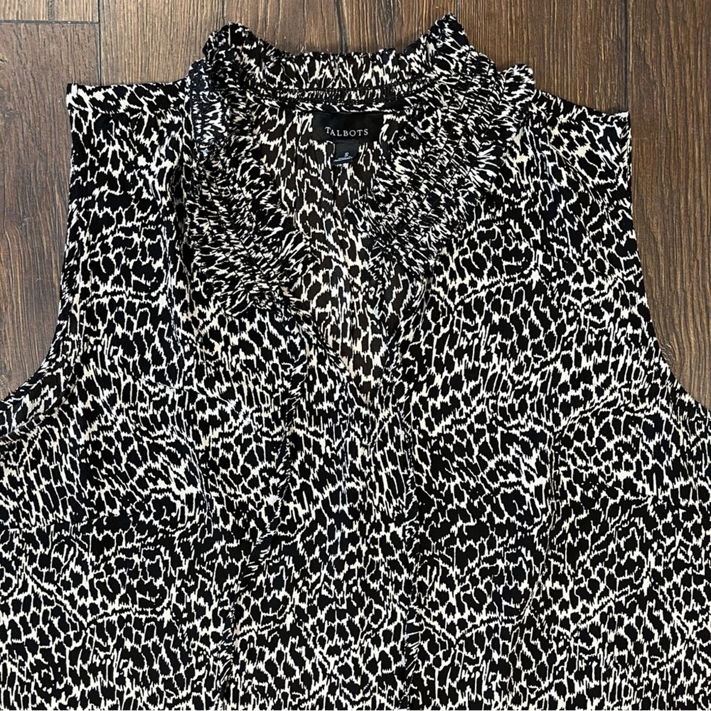 Talbots black and white high neck tank SZ SM