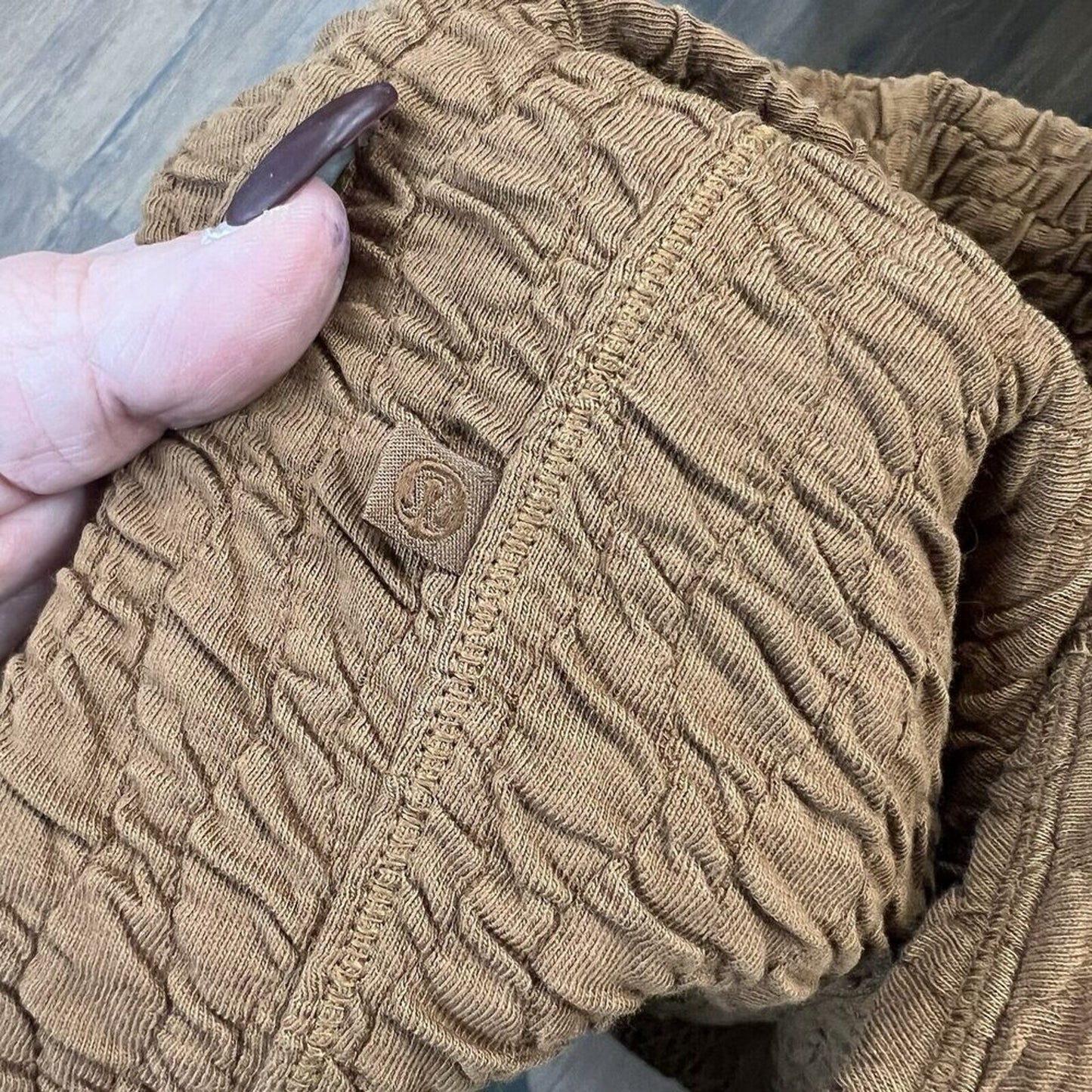 Lululemon Rippled V-Neck Pullover Copper‎ Brown SZ 4