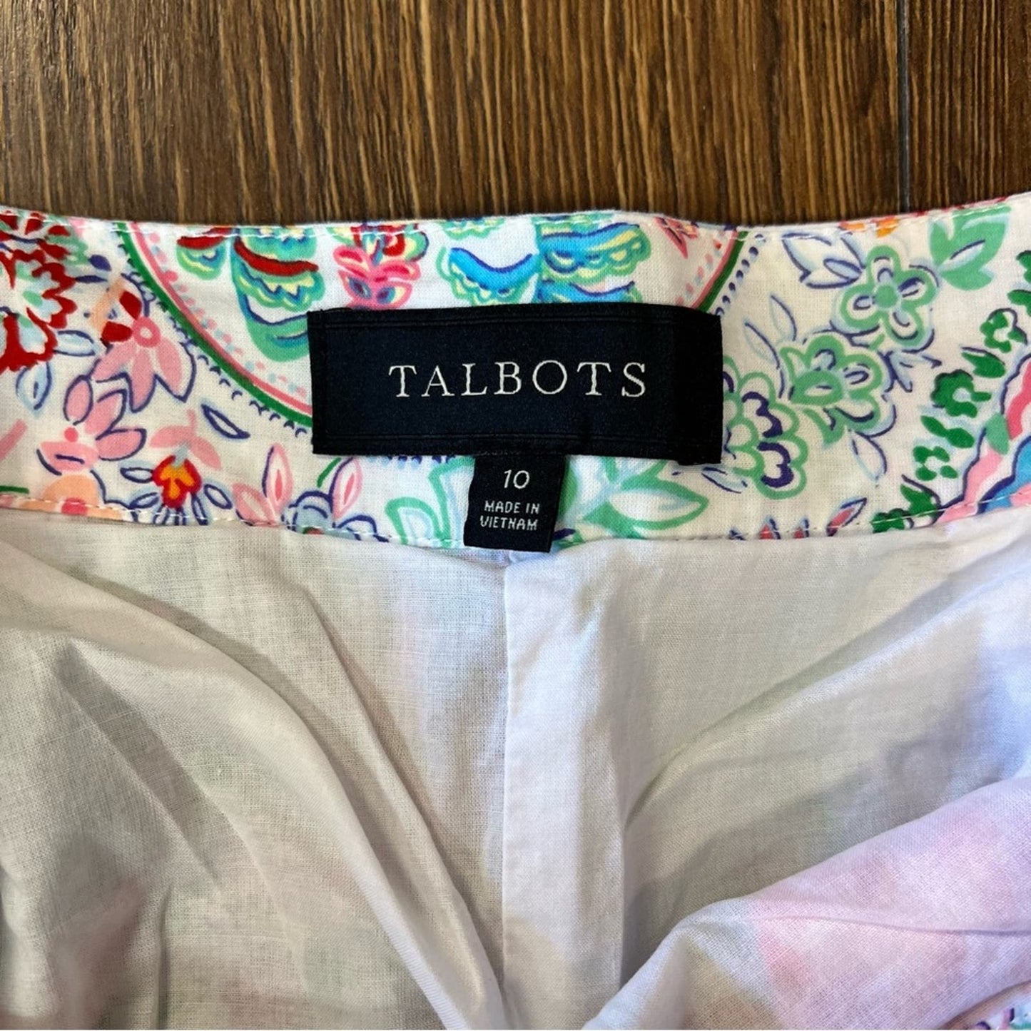 Talbots festive floral pleated midi skirt SZ 10
