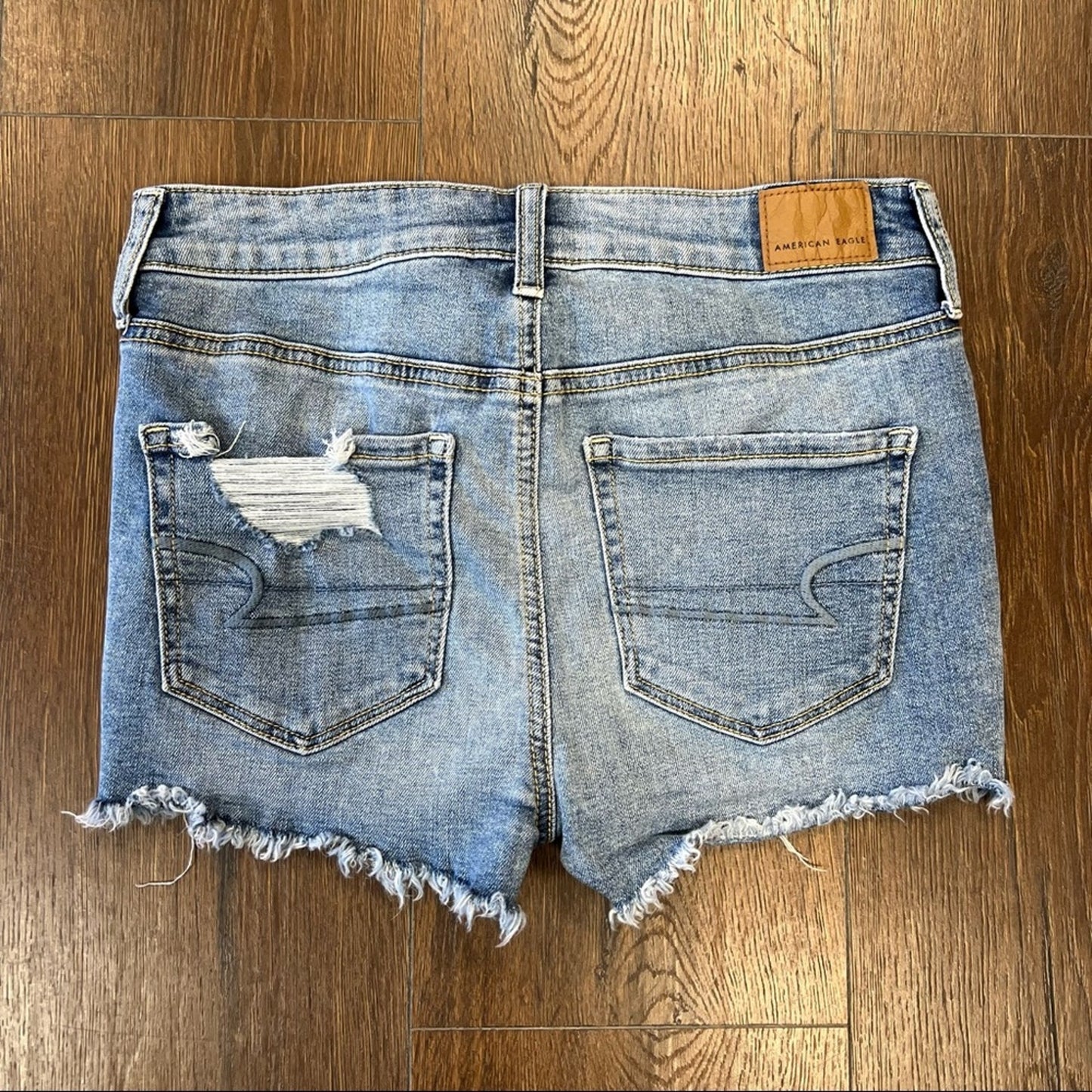 American Eagle high-rise Shortie SZ 4