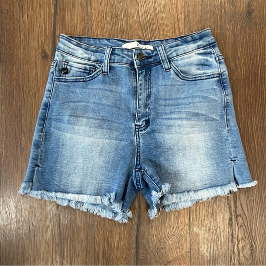 KanCan medium wash raw hem shorts SZ 7/27