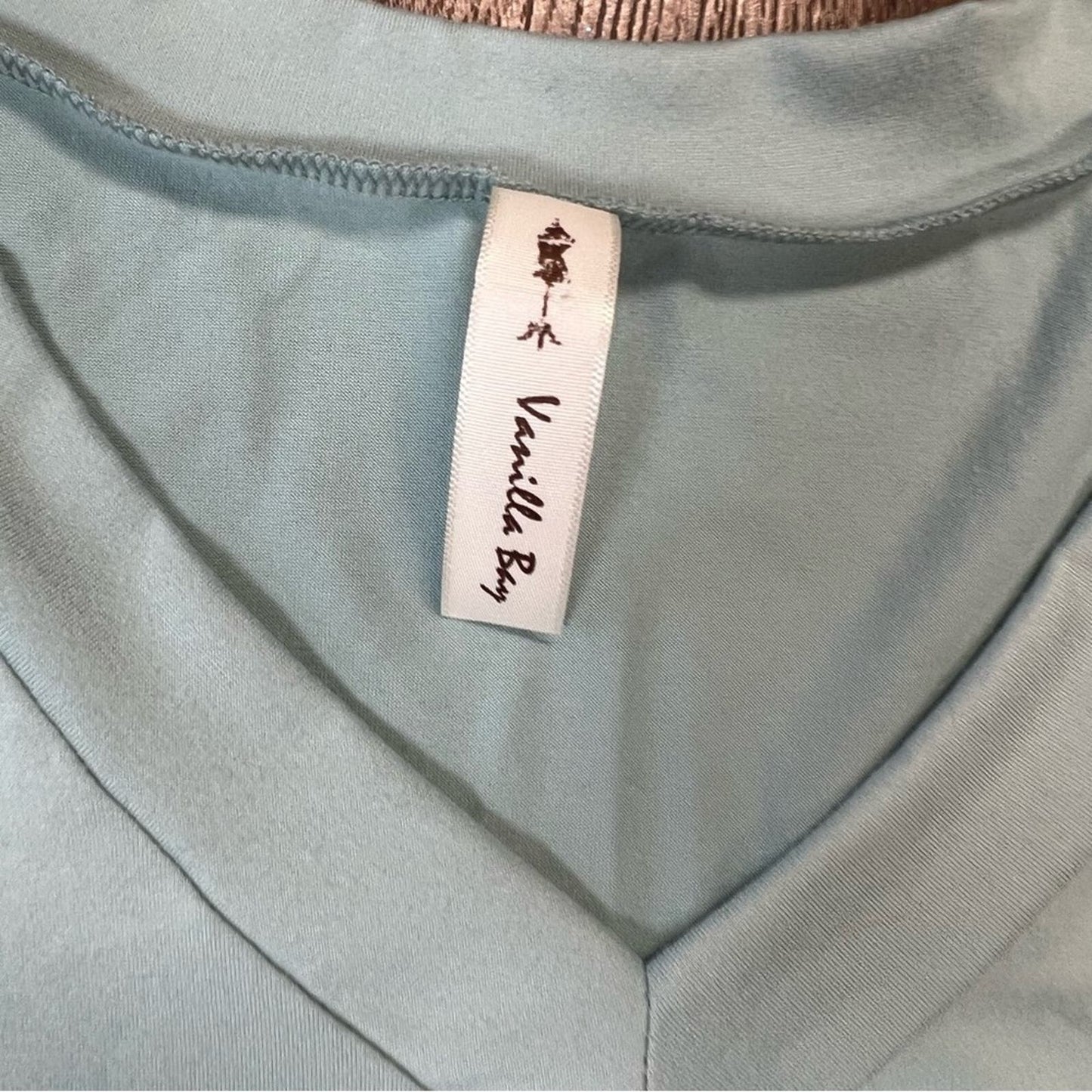 Vanilla bay teal v neck bodysuit SZ LG