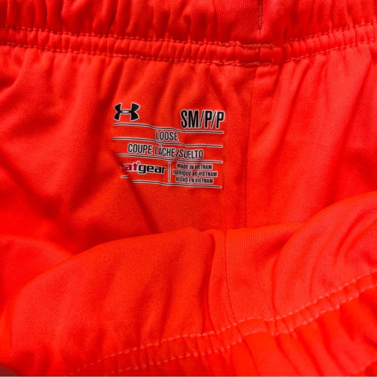 Under Armour loose fit basketball shorts SZ SM