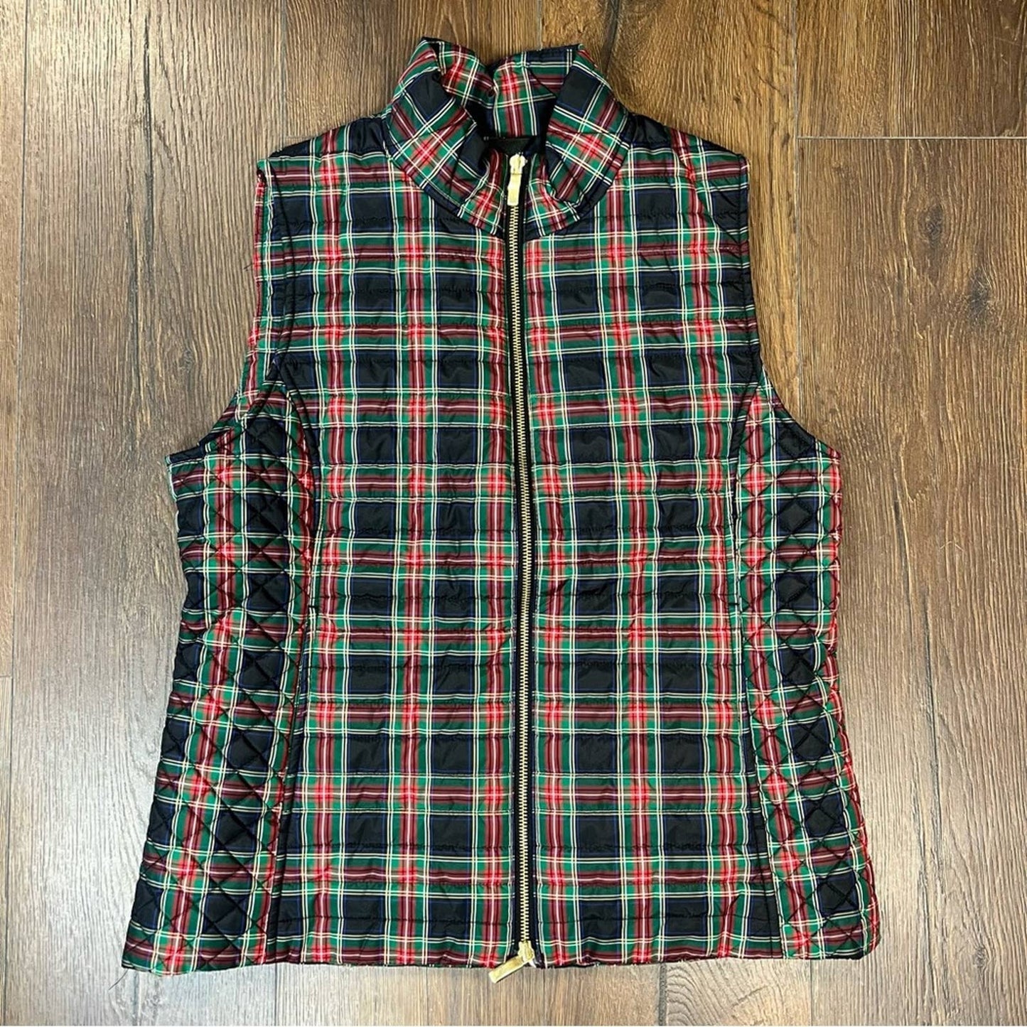 Vineyard Vines Tartan Plaid Puffer Vest SZ MED